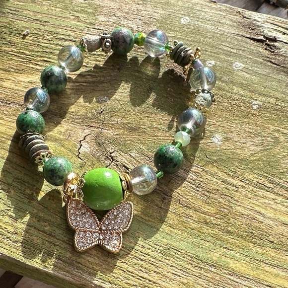 10mm chunky Mystic Quartz ruby zoisite beaded bracelet - Picture 1 of 1